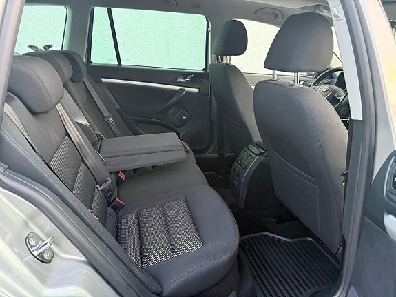 Skoda Octavia Scout 12 of 12