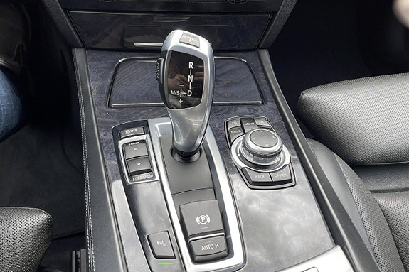 BMW 7-Serie 15 of 19