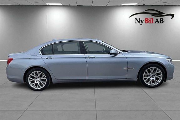 BMW 7-Serie 6 of 19