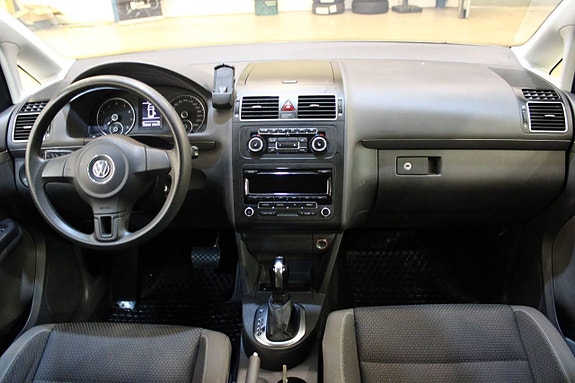 Volkswagen Touran 10 of 10