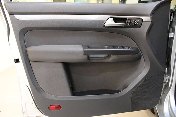 Volkswagen Touran 7 of 10