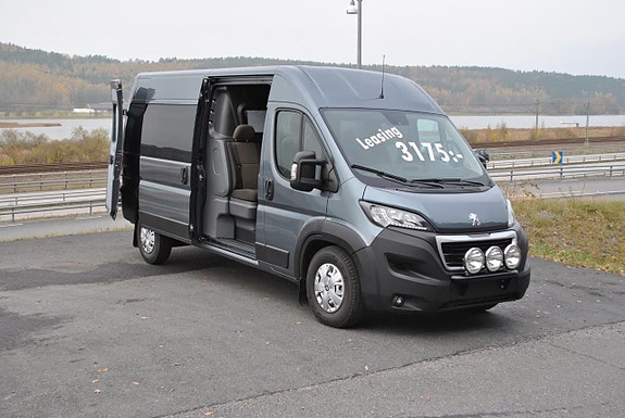 Peugeot Boxer 2 of 21