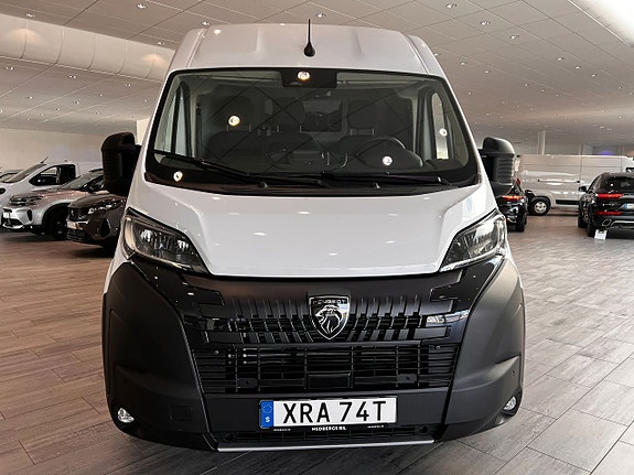 Peugeot Boxer 18 of 18