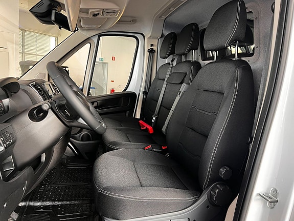 Peugeot Boxer 4 of 18