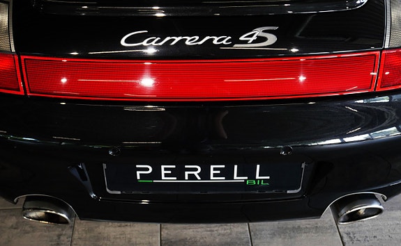 Porsche 911 15 of 19