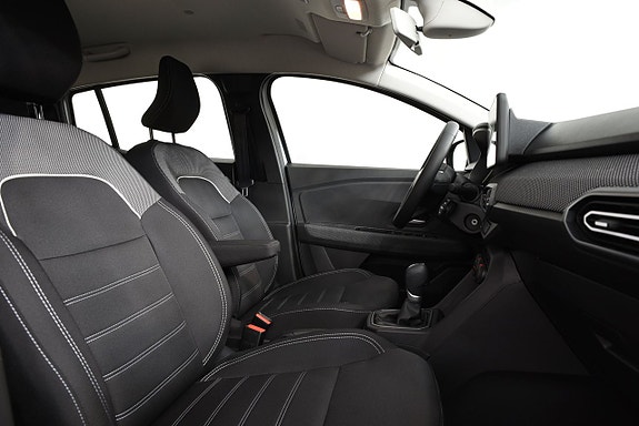 Dacia Sandero 15 of 29