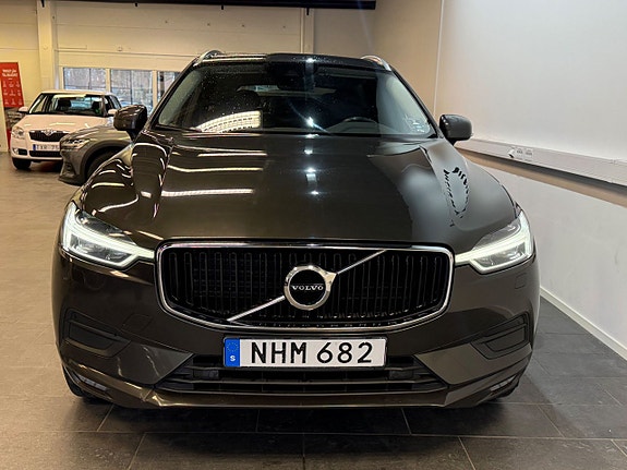 Volvo XC60 3 of 21