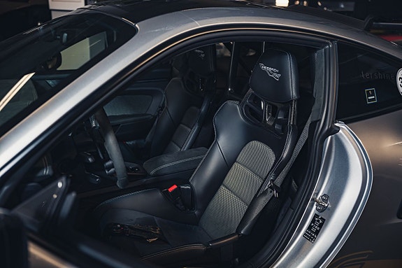 Porsche 911 6 of 7
