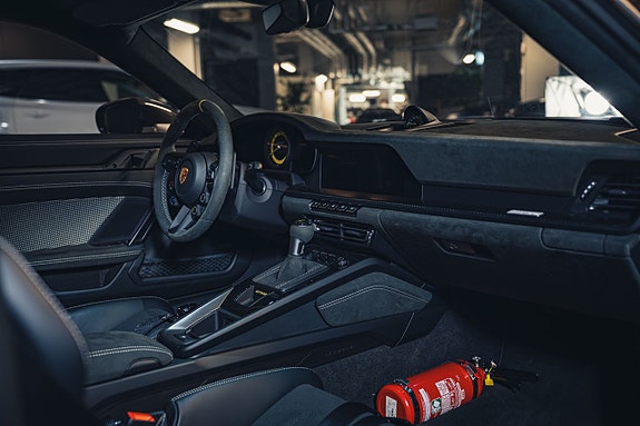 Porsche 911 5 of 5