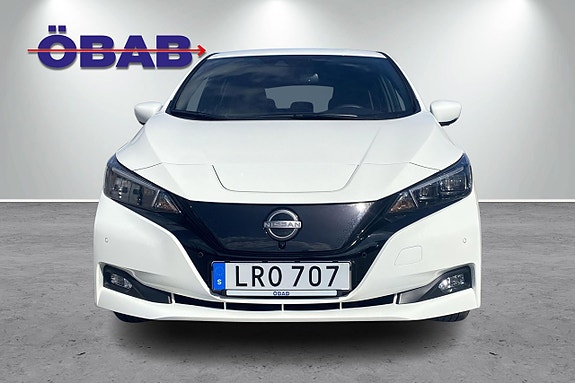 Nissan Leaf 2 of 12