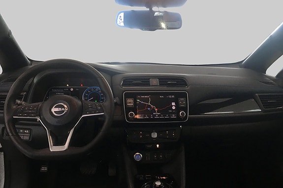 Nissan Leaf 7 of 12