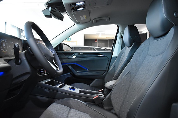 Volkswagen Tiguan 21 of 27