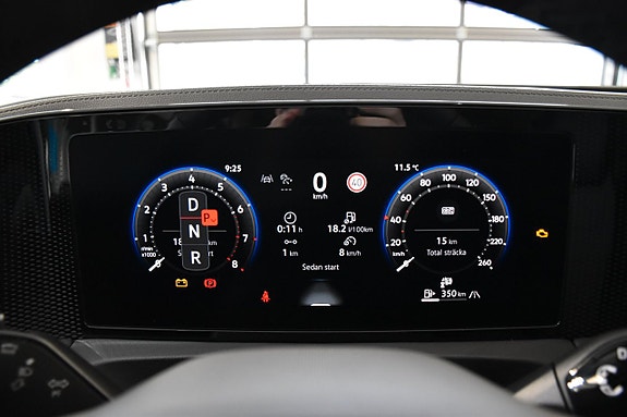 Volkswagen Tiguan 14 of 27