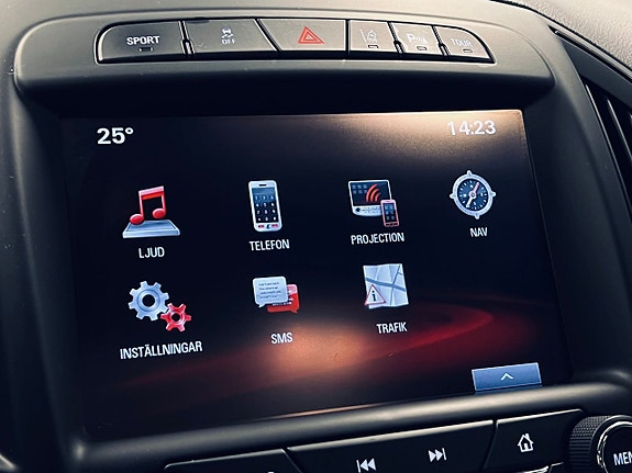 Opel Insignia 22 of 26