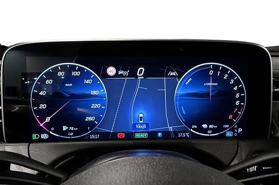 Mercedes-Benz E300 7 of 16