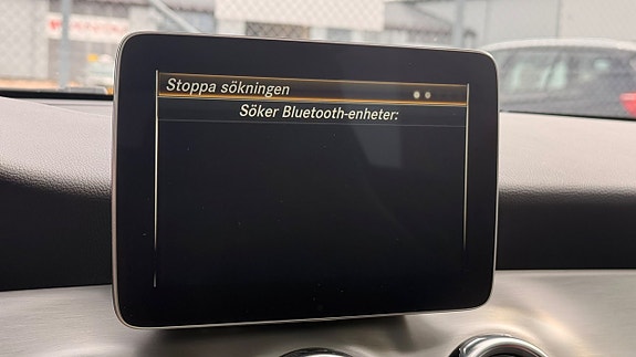 Mercedes-Benz GLA200 22 of 30