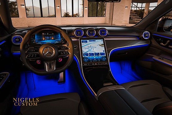 Mercedes-Benz C63 8 of 11