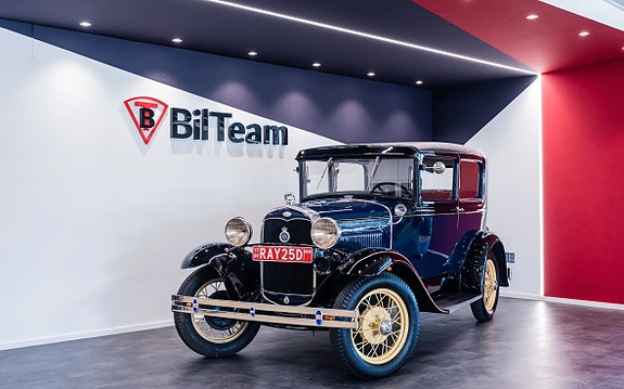 Ford Model A 2 of 17