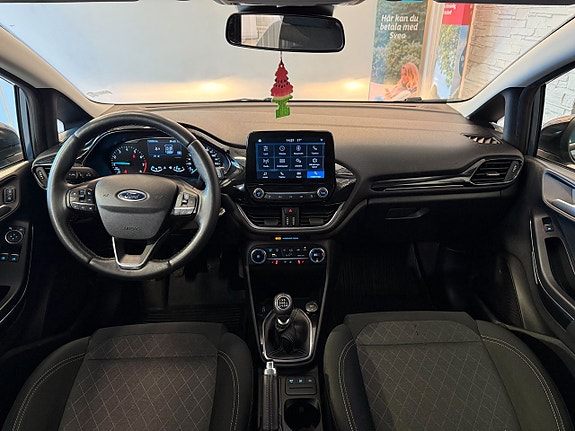 Ford Fiesta 14 of 18