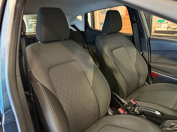 Ford Fiesta 15 of 18