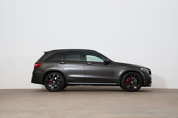 Mercedes-Benz GLC63 23 of 24