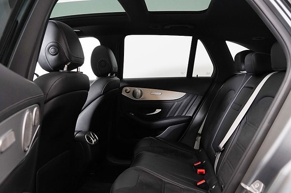 Mercedes-Benz GLC63 19 of 24
