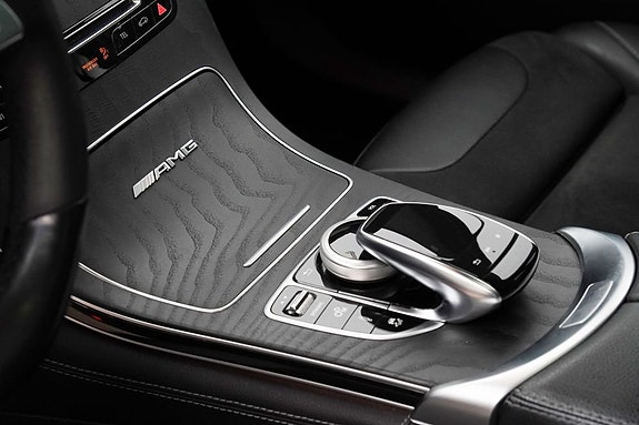 Mercedes-Benz GLC63 15 of 24