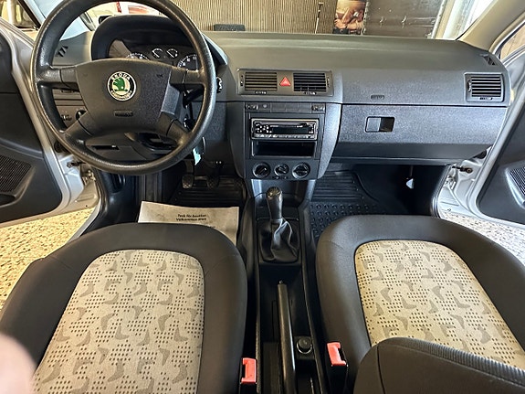 Skoda Fabia 11 of 21