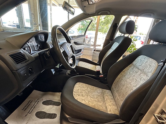 Skoda Fabia 15 of 21