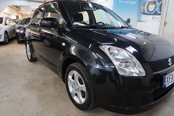 Suzuki Swift 8 of 18