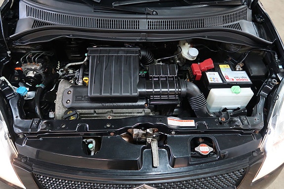 Suzuki Swift 18 of 18