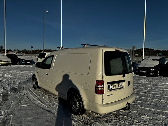 Volkswagen Caddy Maxi 2 of 5