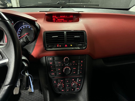 Opel Meriva 16 of 19