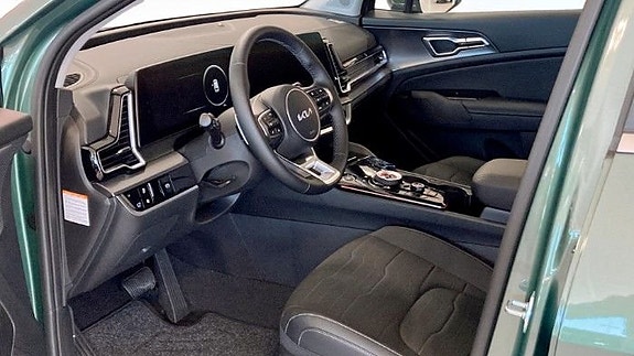 Kia Sportage 4 of 6