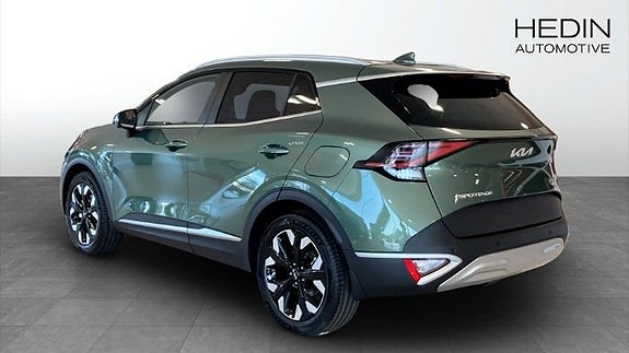 Kia Sportage 2 of 6