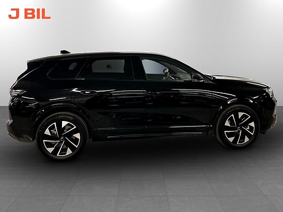 Opel Grandland 14 of 16