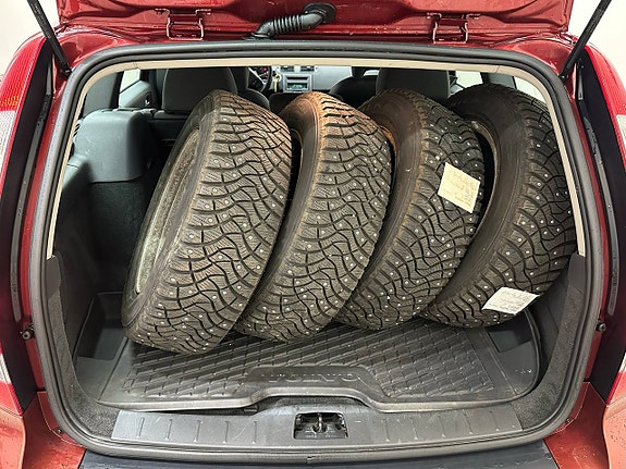Volvo V50 9 of 13