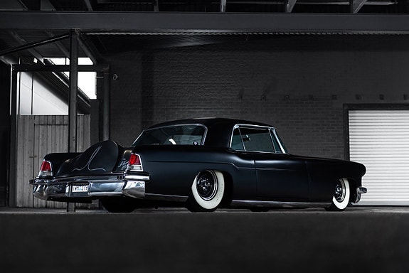 Lincoln Continental 2 of 5