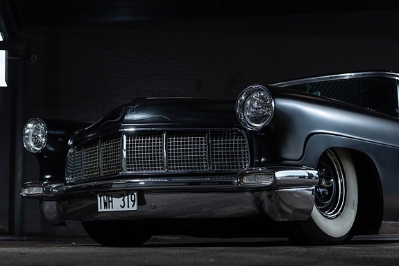 Lincoln Continental 6 of 20