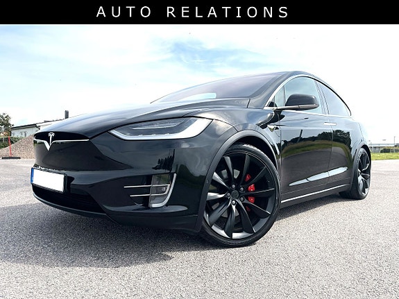 Tesla Model X 2 of 5