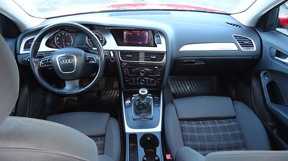 Audi A4 14 of 17