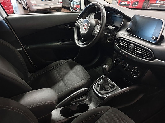 Fiat Tipo 3 of 5