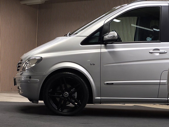 Mercedes-Benz Viano 5 of 5
