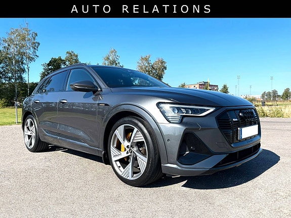 Audi e-tron 5 of 10