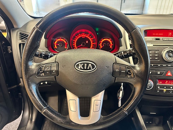 Kia Ceed 8 of 17