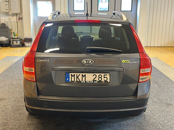 Kia Ceed 6 of 17