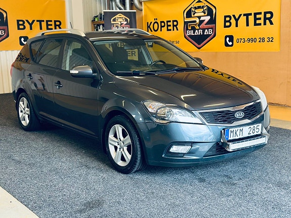 Kia Ceed 2 of 17