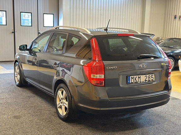 Kia Ceed 5 of 17