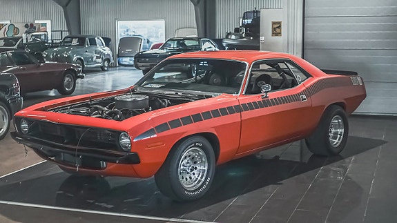 Plymouth Hemi Cuda 5 of 21