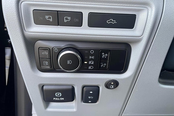 Ford F-150 14 of 16